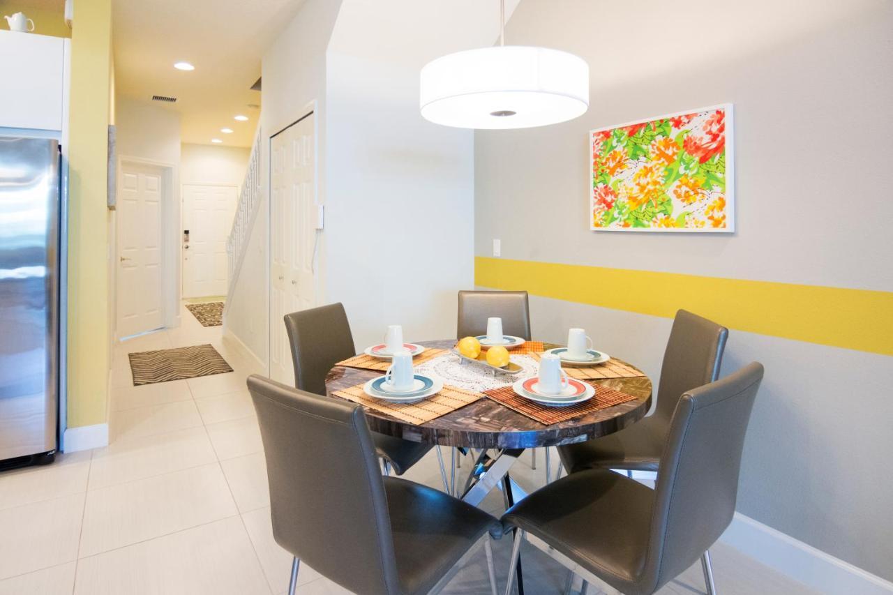 Serenity Resort 3 Bedroom Vacation Townhome With Pool كليرمون المظهر الخارجي الصورة