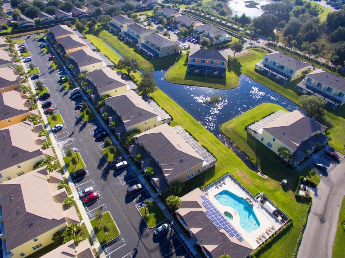 Serenity Resort 3 Bedroom Vacation Townhome With Pool كليرمون المظهر الخارجي الصورة